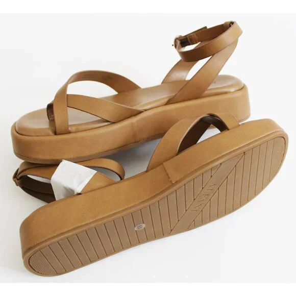 NWOT Alfani open toe casual platform ankle strap sandals - Picture 2 of 3